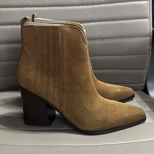 NEW Marc Fisher Maree Bootie Brown 9.5